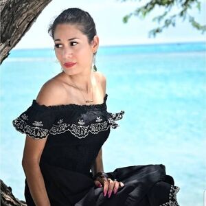 ANTHROPLOGIE‎ Green Earrings